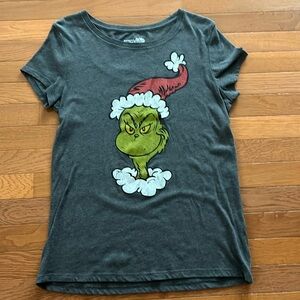 Old Navy Grinch tee